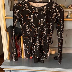 Place Black Skeleton Dance Shirt